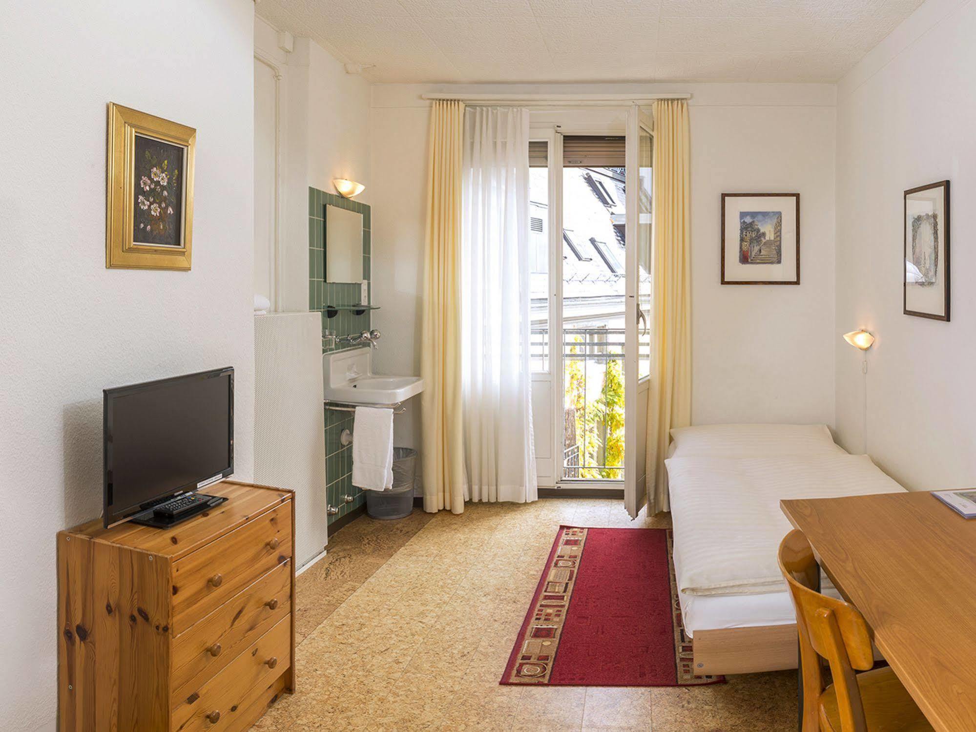 Saint Georges Hotel Zurich Bagian luar foto
